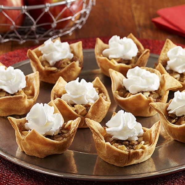 Mini Apple Pies from Reddi-wip®