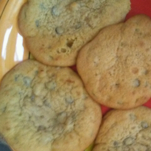 Protein Peanut Butter Chocolate Chip Cookies