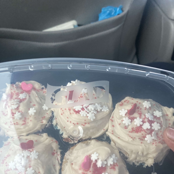 Banana Chocolate Chip Cupcakes with Cream Cheese Frosting