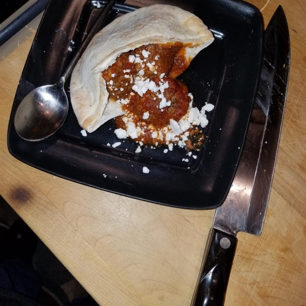 Slow Cooker Mediterranean Meatball Pitas