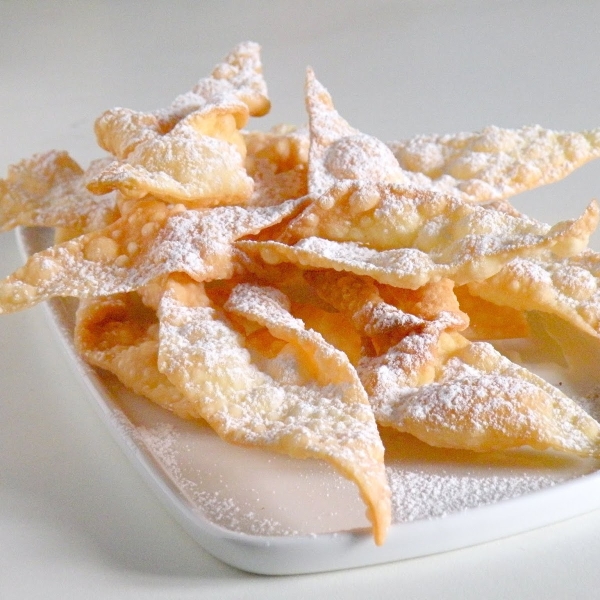 Faworki (Polish Chrusciki)