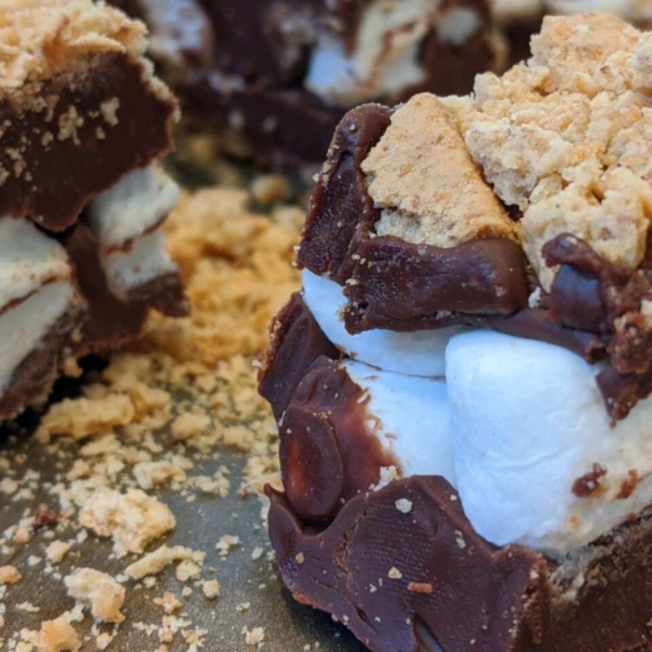 S'mores Fudge
