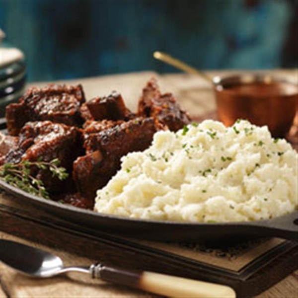 Braised Short Ribs with Roasted Garlic Horseradish Mashed