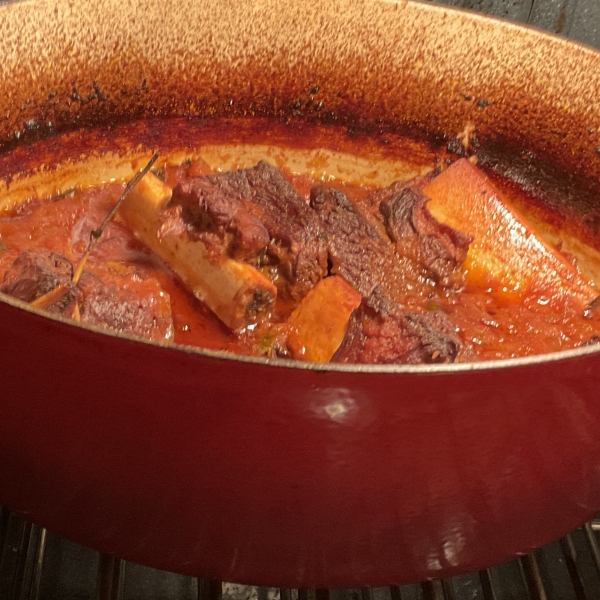 Braised Short Ribs with Roasted Garlic Horseradish Mashed