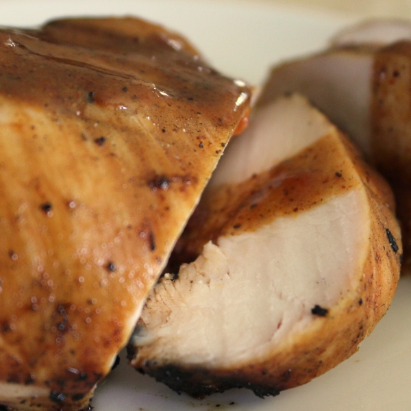 Grilled Chicken with Spicy Mango Glaze