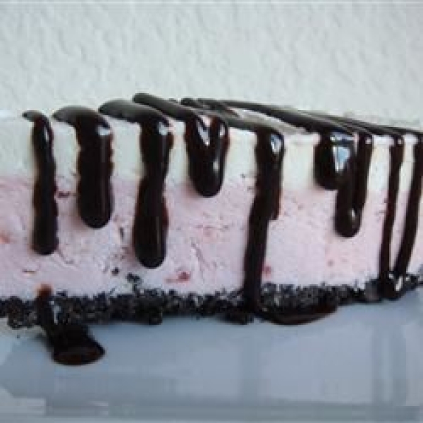 Ice Cream Sundae Pie