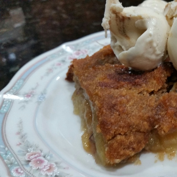 Apple Slices Brown Betty