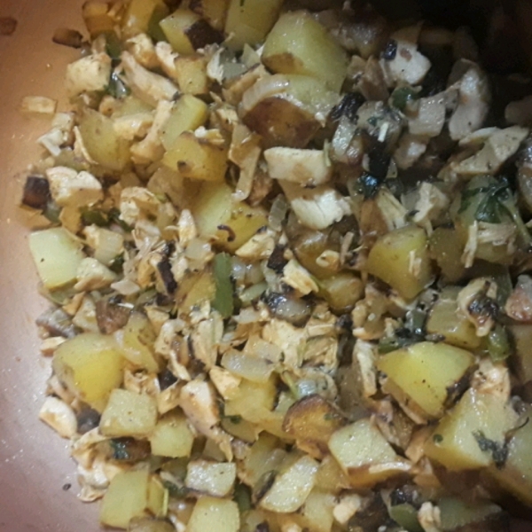 Chicken Chili Hash With Peppers & Cilantro
