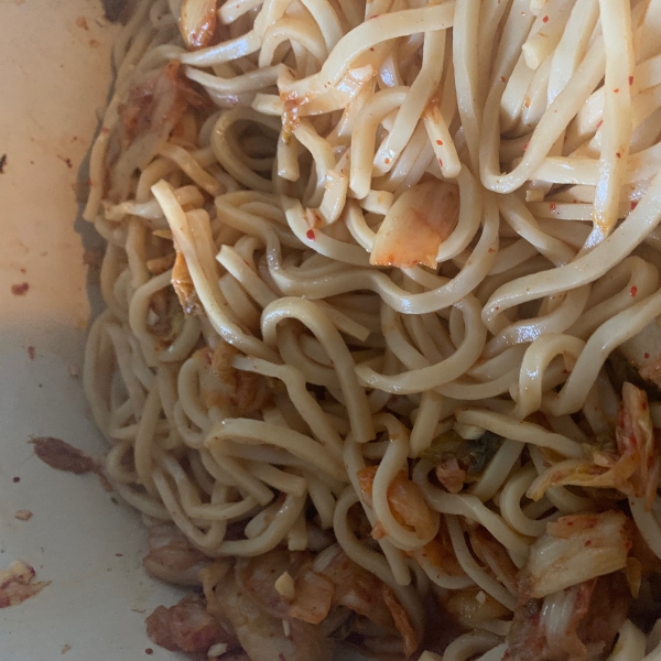 Kimchi Udon Noodle Stir-Fry