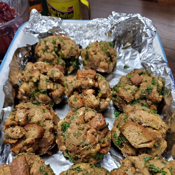 Grandma Dot's Stuffing Balls