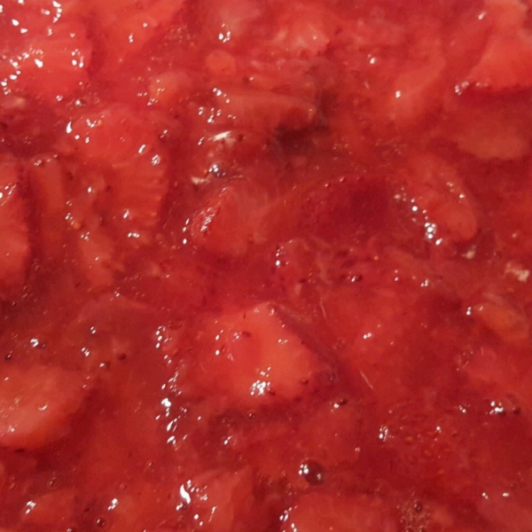 Creamy Strawberry Dessert Squares