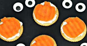 RITZ Cream Cheese & Veggie Swimmers