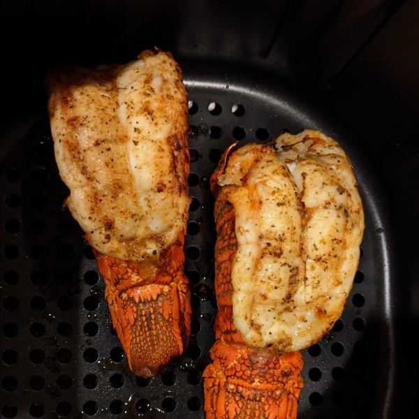 Air Fryer Lobster Tails with Lemon-Garlic Butter