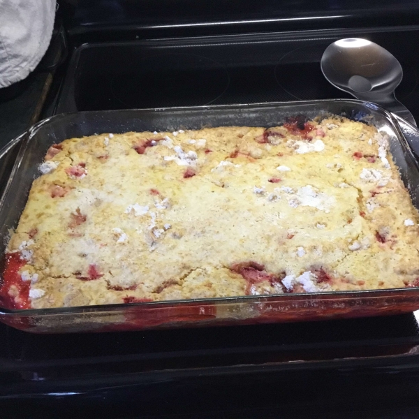 Rhubarb and Strawberry Dump Cake