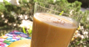 Thick and Creamy Banana Yogurt Smoothie