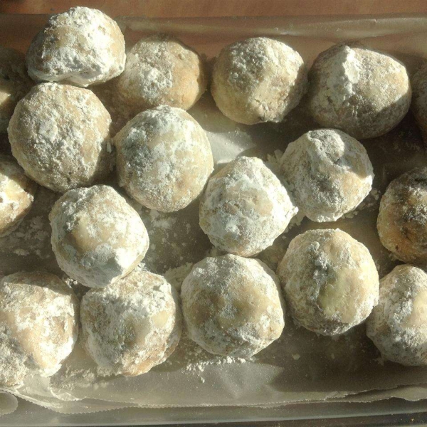 Grandma Minecci's Snowball Cookies
