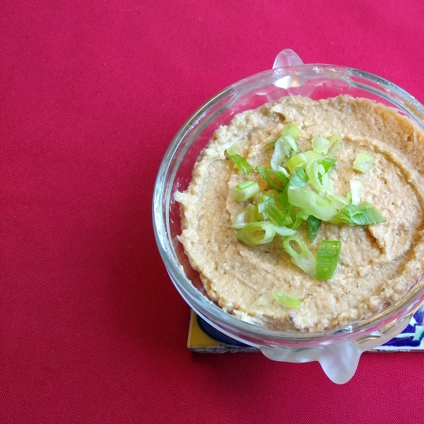 Creamy Israeli-Style Hummus