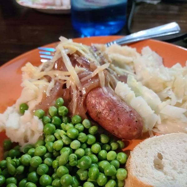 Onion Gravy for British Bangers and Mash