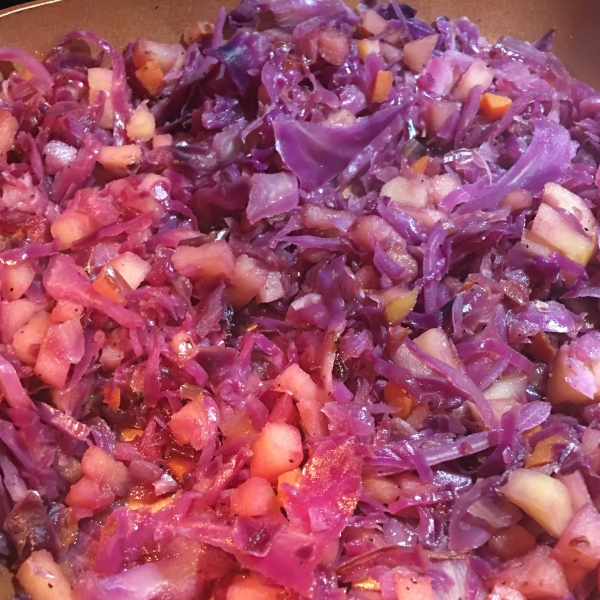 Red Cabbage and Apples