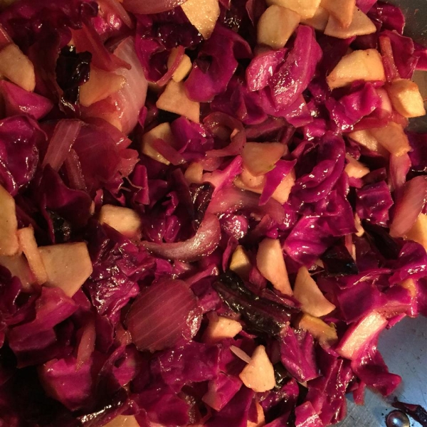 Red Cabbage and Apples