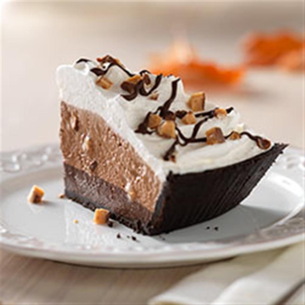 Fudge-Bottom Candy Crunch Pie