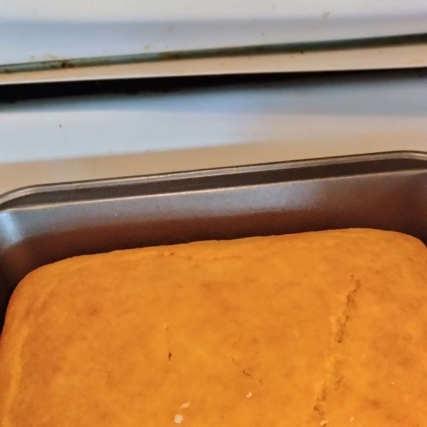 Golden Sweet Cornbread