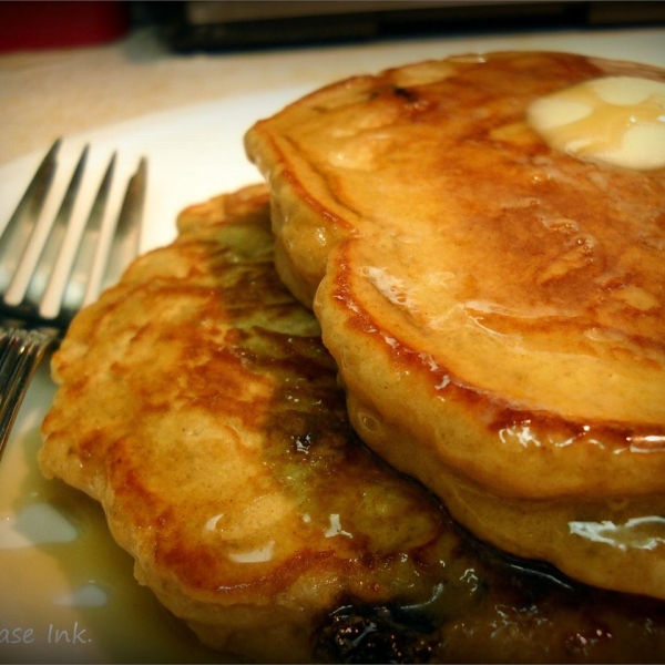 Apple Raisin Cakes