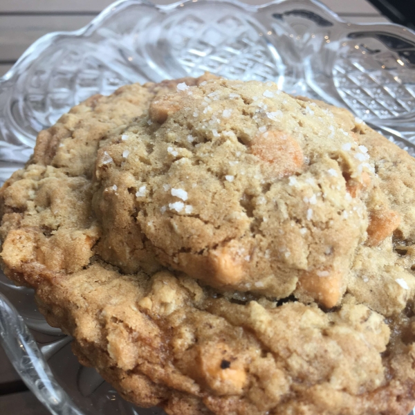 Oreo®-Stuffed Oatmeal Scotchies
