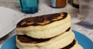 Fluffy Maple Buttermilk Pancakes