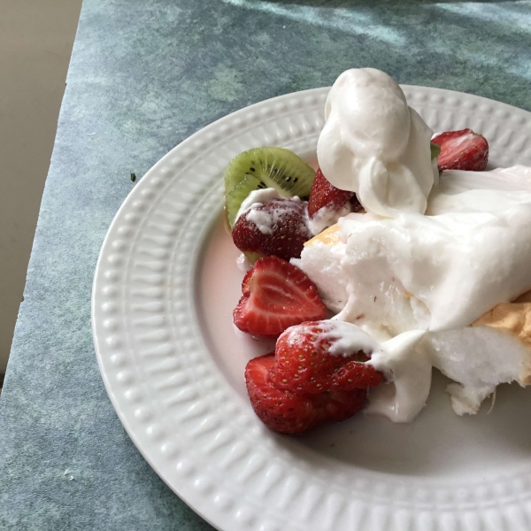 Best Ever New Zealand Pavlova
