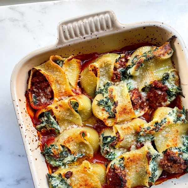 Lasagna-Stuffed Shells