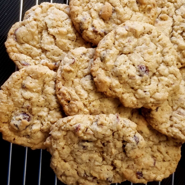 Oatmeal Craisin Cookies