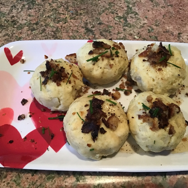 German Potato Dumplings (Kartoffelkloesse)