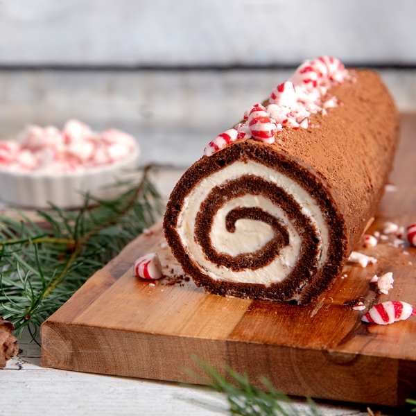 Chocolate Peppermint Cake Roll