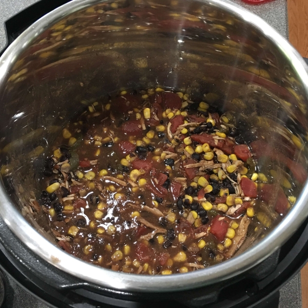 Easy Slow Cooker Santa Fe Chicken