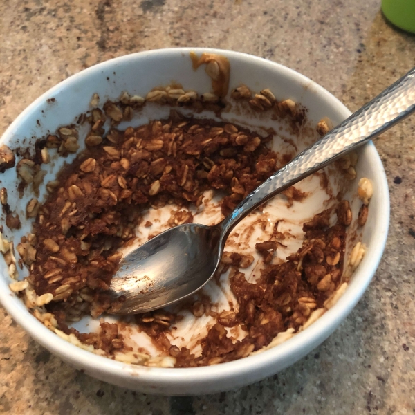 Quick and Easy Peanut Butter Oatmeal