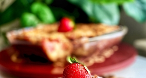 Easy Strawberry Crumble