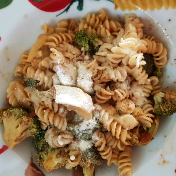 Pasta, Chicken and Artichokes