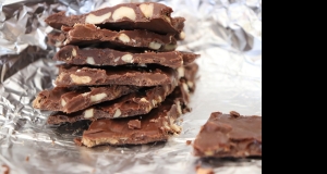 4-Ingredient Vegan Cashew Bark