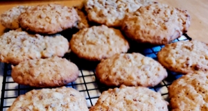 Granola Oatmeal Cookies