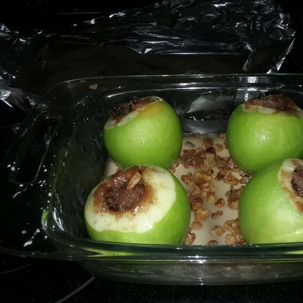 Spiced Pirate Baked Apples