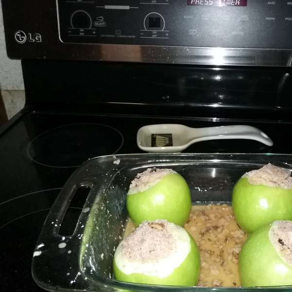 Spiced Pirate Baked Apples