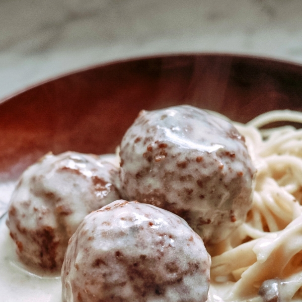 Meatless Meatballs