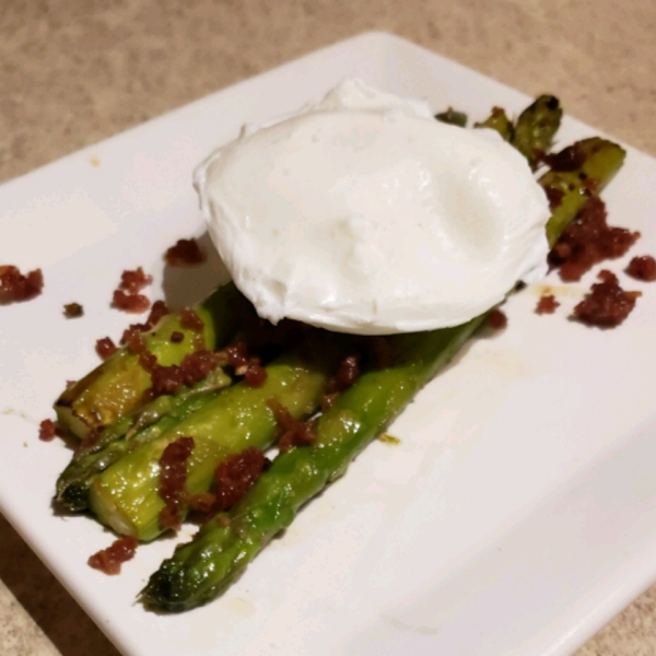 Roasted Asparagus Prosciutto and Egg