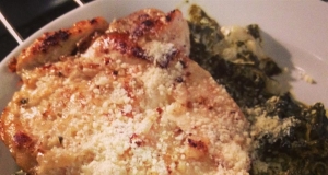 Baked Chicken Over Creamed Spinach