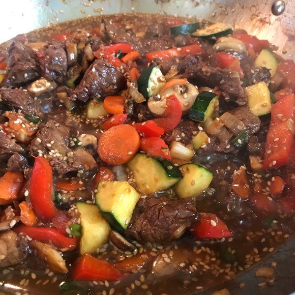 Essanaye's Sesame Beef Stir Fry