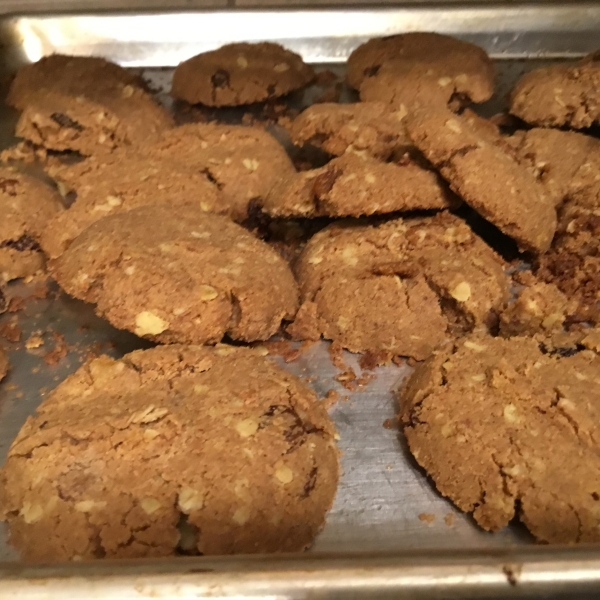 Chickpea Flour Chocolate Chunk Cookies (With Peanut Butter and Oats)