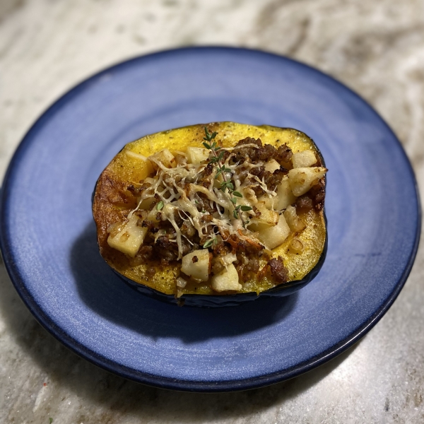 Sausage- and Pear-Stuffed Acorn Squash