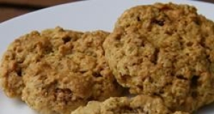 Apple Cinnamon Oatmeal Cookie