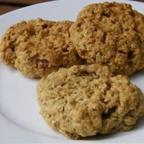 Apple Cinnamon Oatmeal Cookie